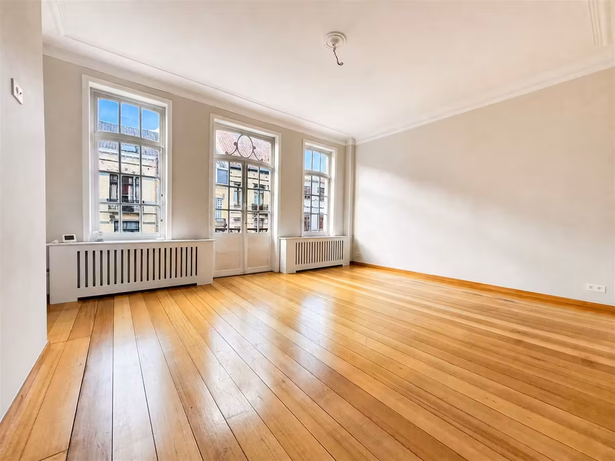 Renovated 2-bedroom duplex in La Chasse - 1