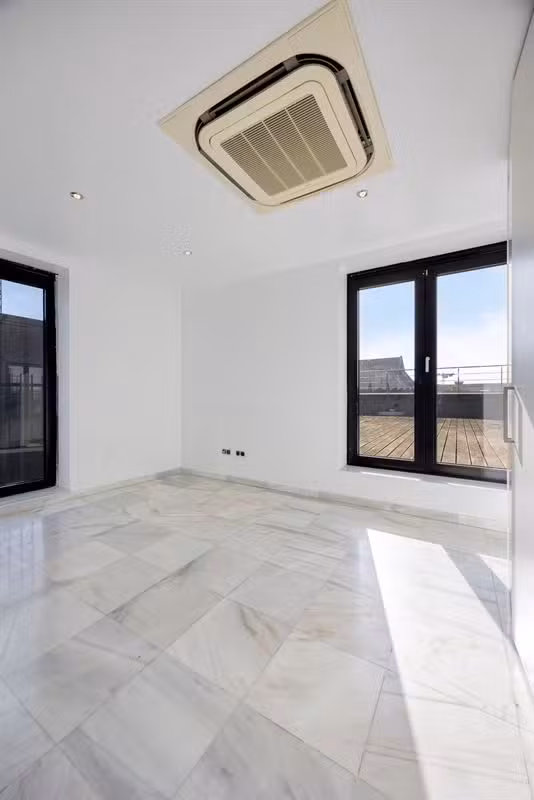Appartement élégant avec terrasse sur le toit à la Meir - 8
