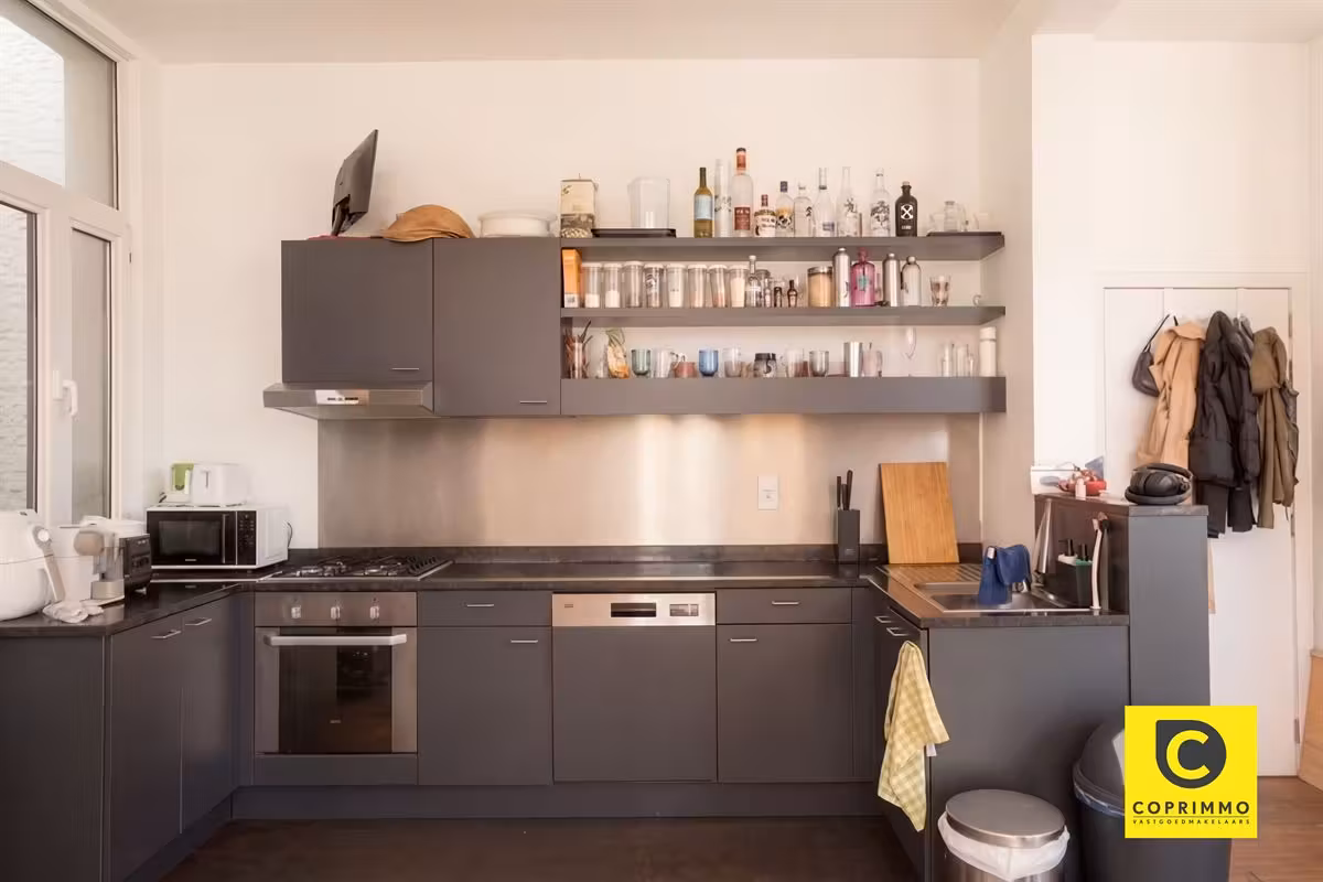 Appartement d'angle lumineux avec 2 chambres à coucher - 2