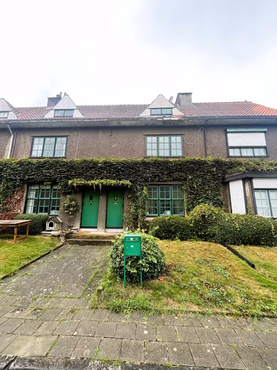 2-bedroom house with garden in Floréal district - 2