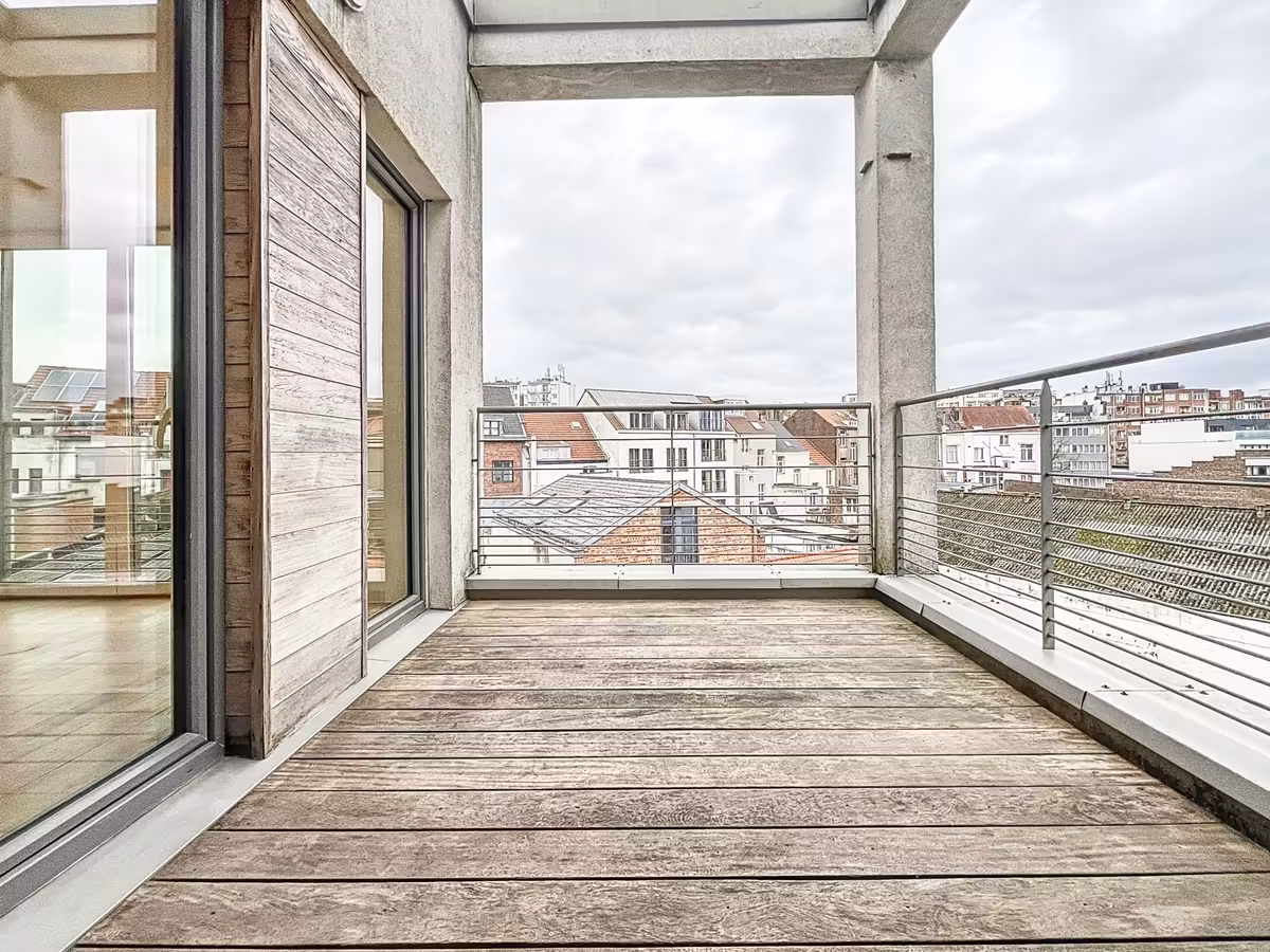 Bright 3-bedroom apartment with terrace - 2