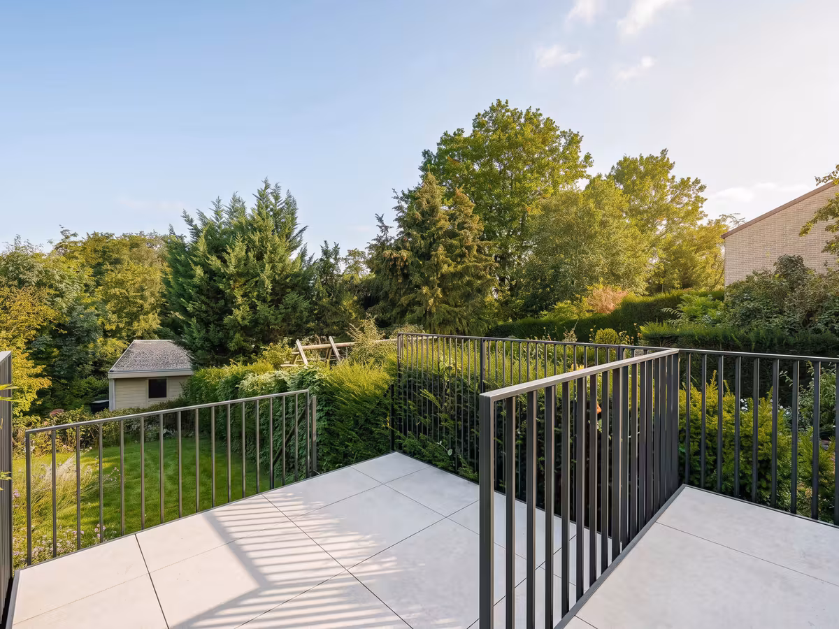 Gerenoveerd huis met tuin en terrassen in Calevoet - 19