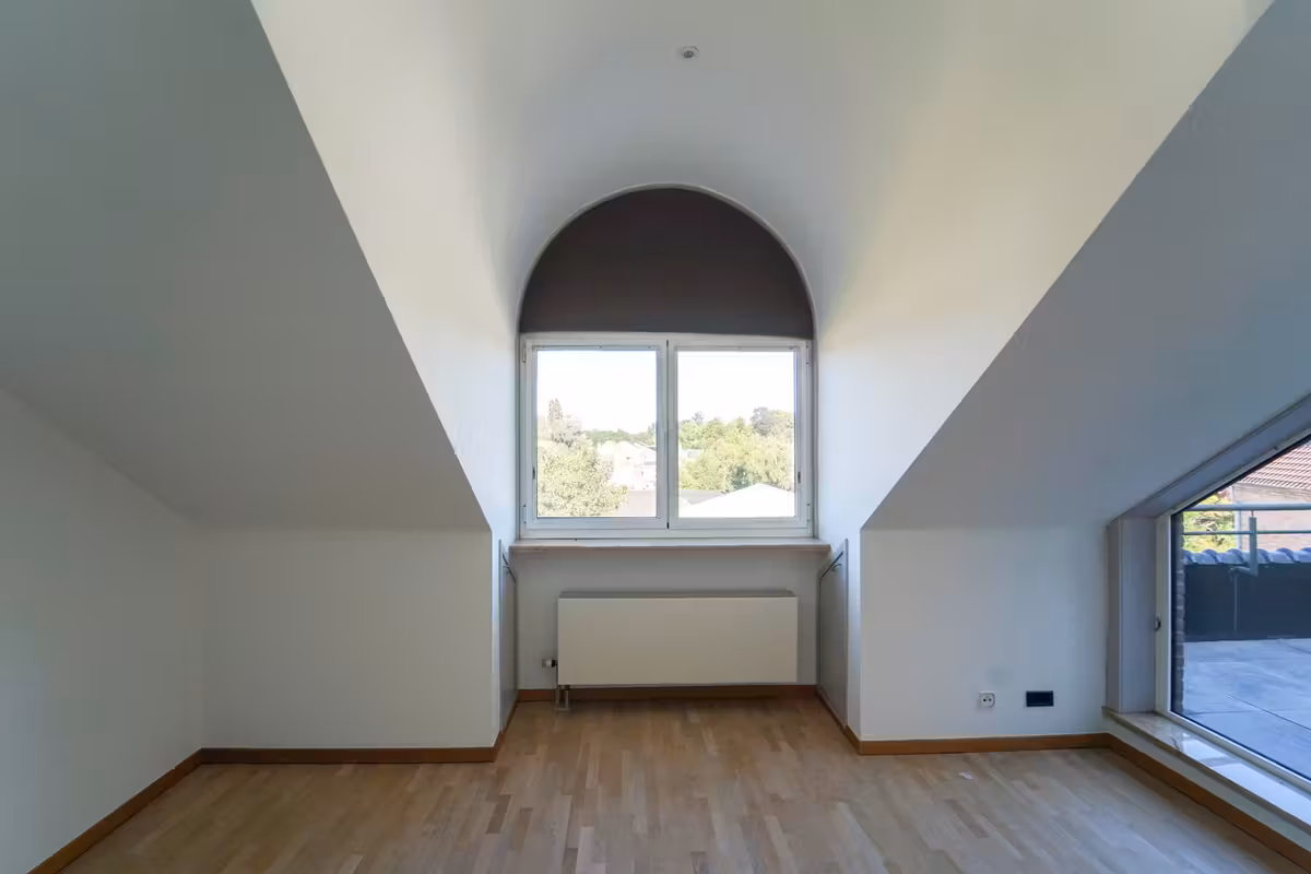 Ruim 2 slaapkamer penthouse te Zwijnaarde - 10