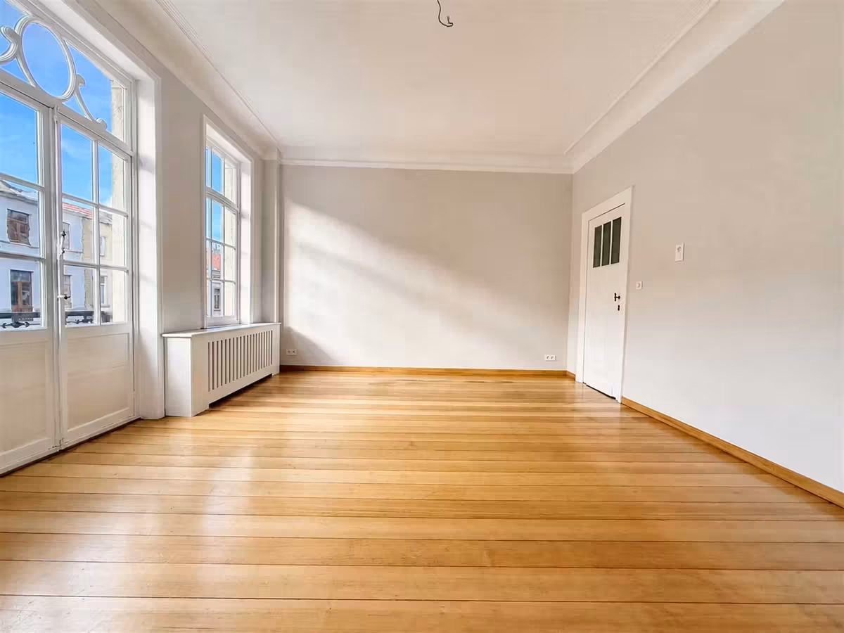 Renovated 2-bedroom duplex in La Chasse - 9