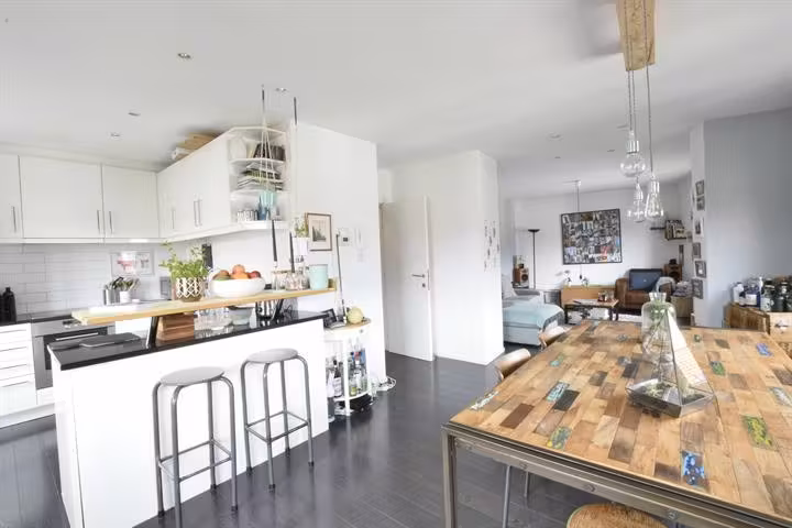 Duplex Châtelain for rent - €1,300