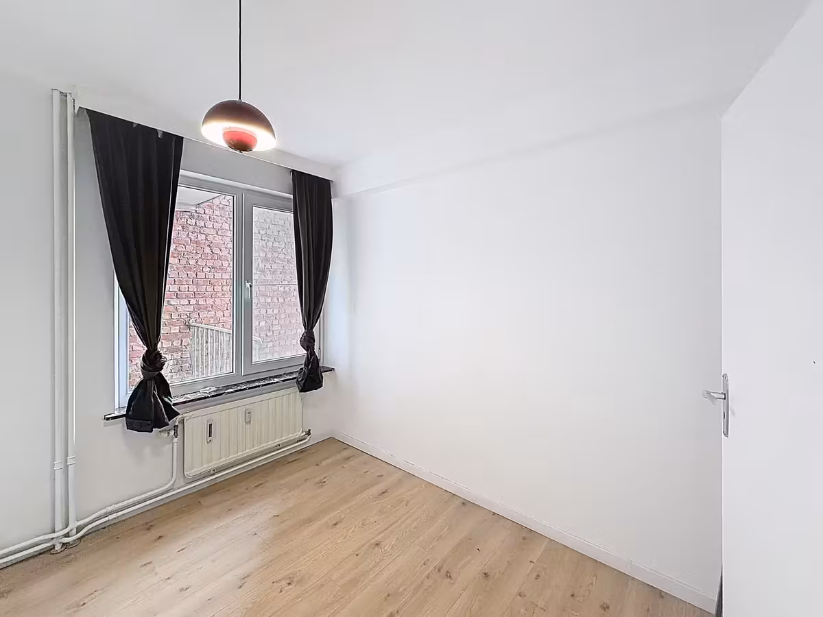 Lichtrijk appartement met terras aan het bruisende Gent Zuid - 14