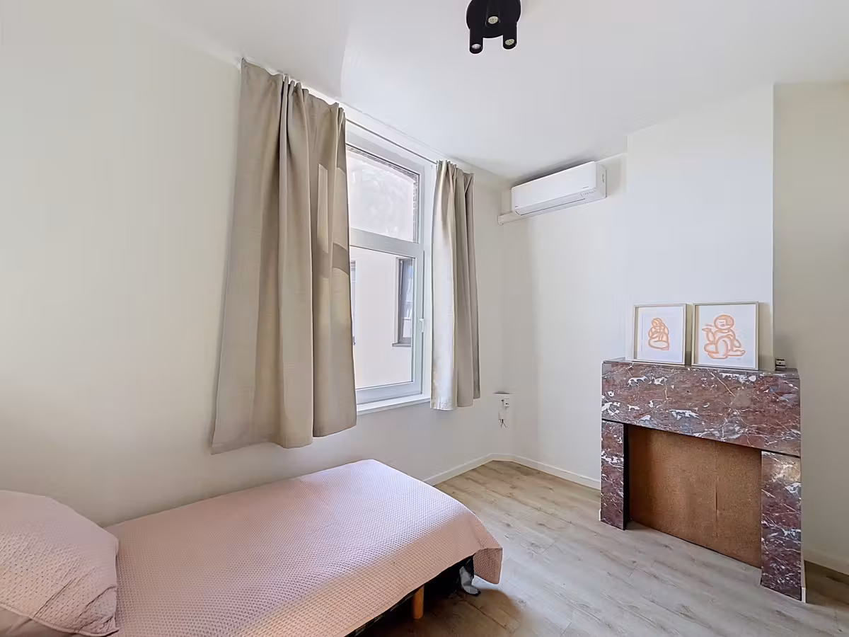 Ruime woning met 3 kamers en duplex-suite op de Rooigemlaan - 13