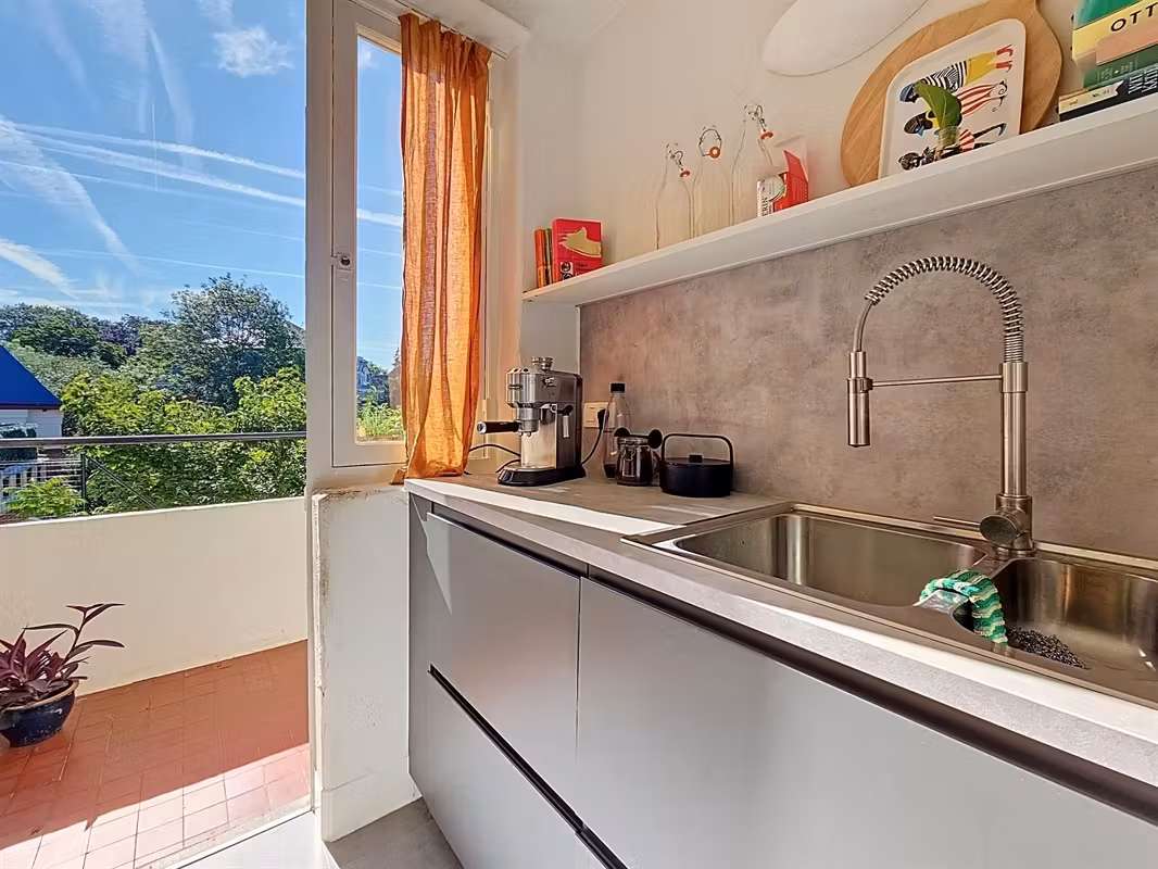 Ruim appartement met garage in Miljoenenkwartier - 3