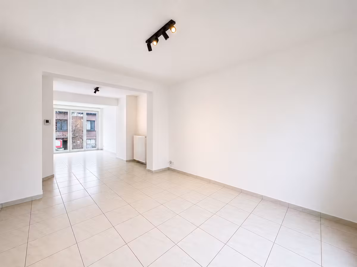 Gerenoveerd 3-slaapkamerappartement in Auderghem