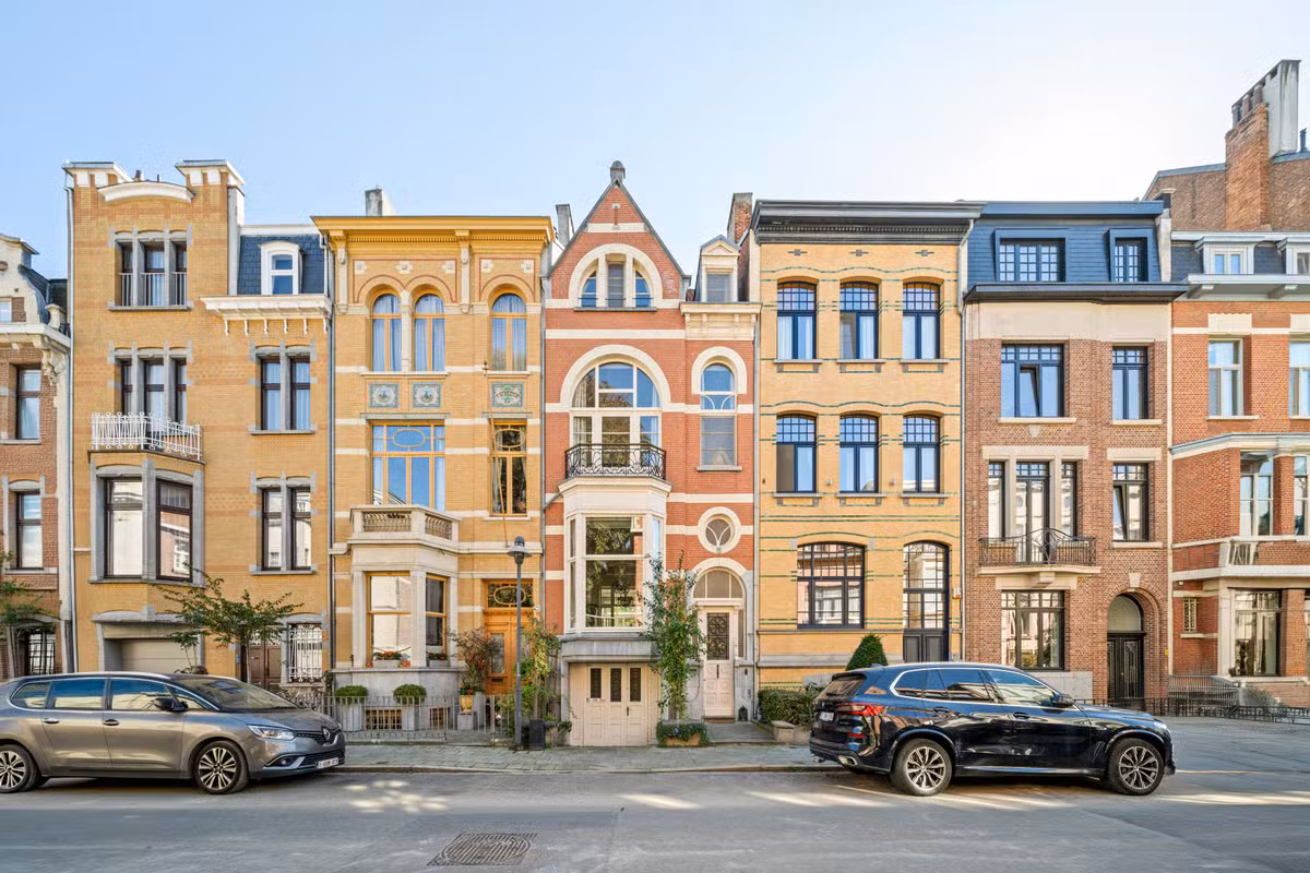 Maison charmante avec cinq chambres à coucher et jardin - 26