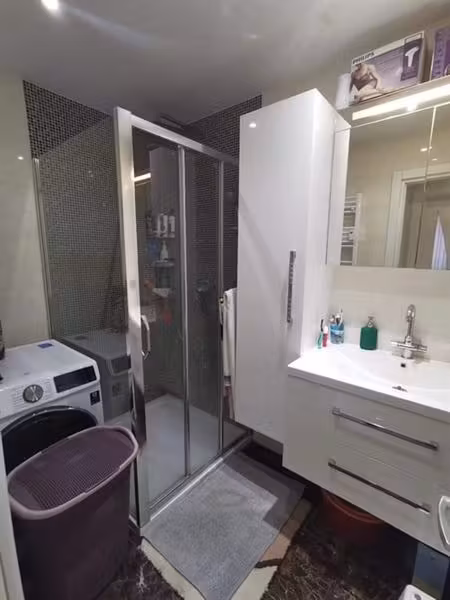 NATO! Beautiful 2-bedroom unfurnished apartment - 7