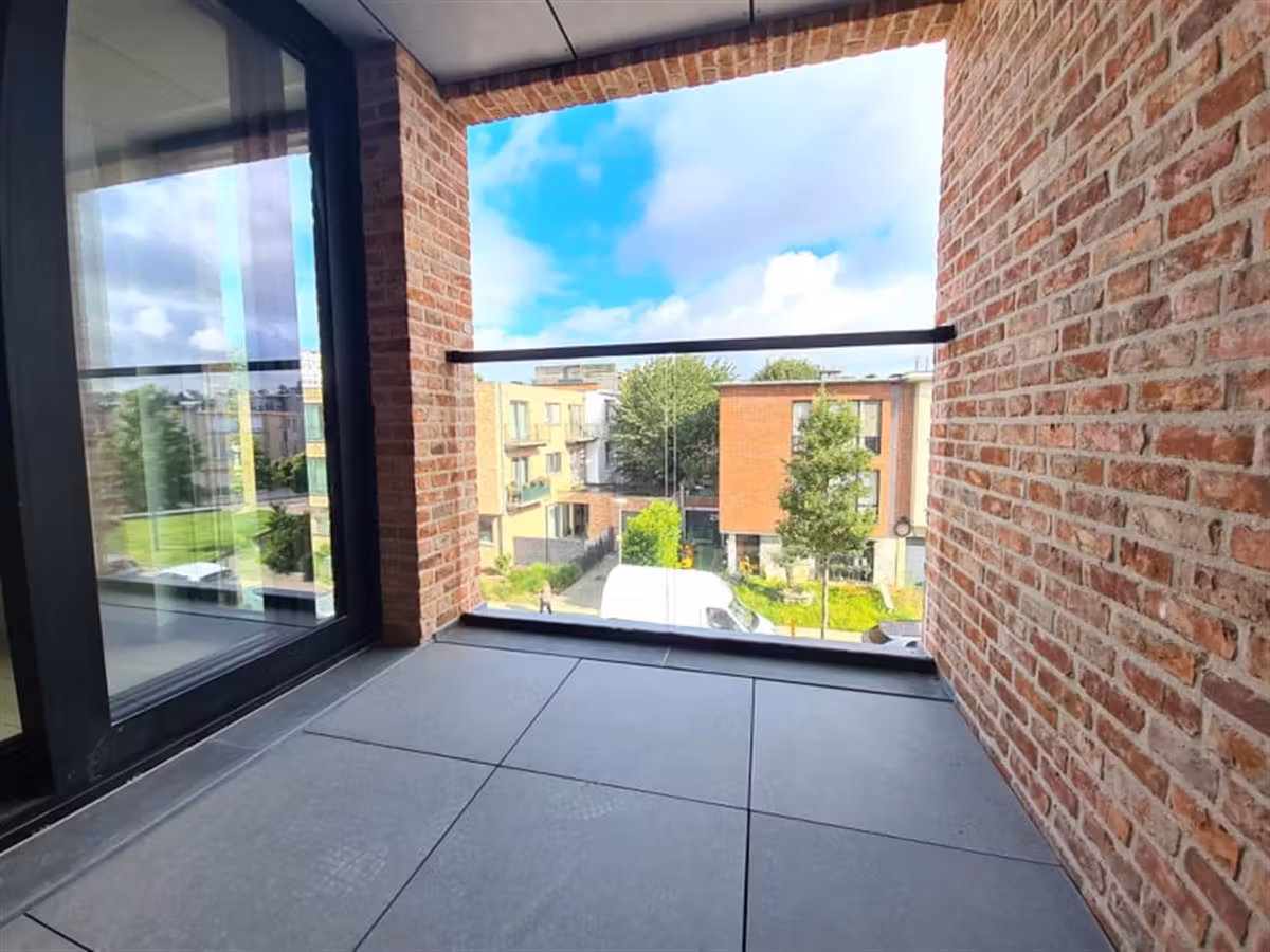Recent luxury 1-bedroom apartment with terrace and parking - 7