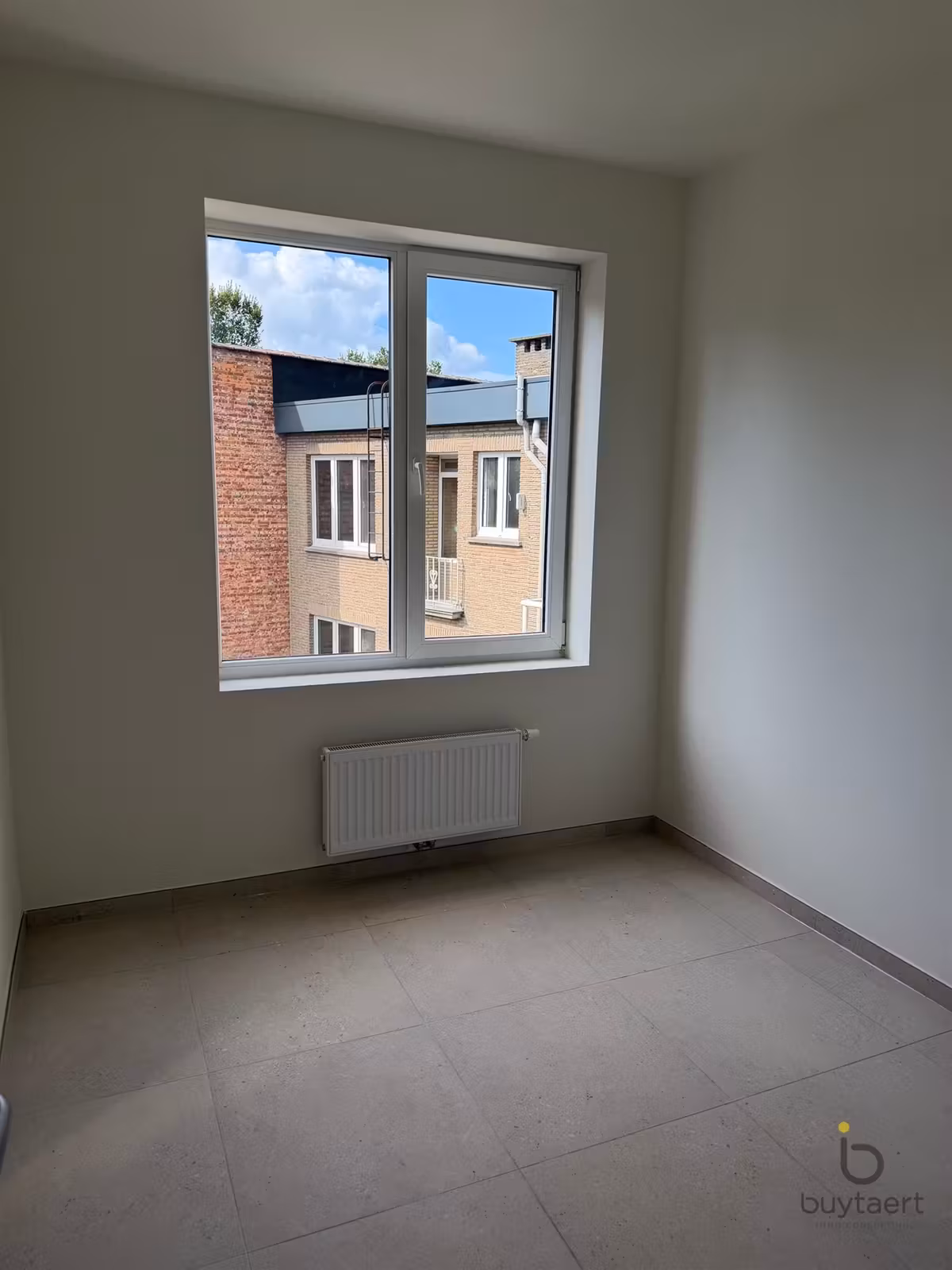 Penthouse rénové avec 3 chambres à coucher - 7