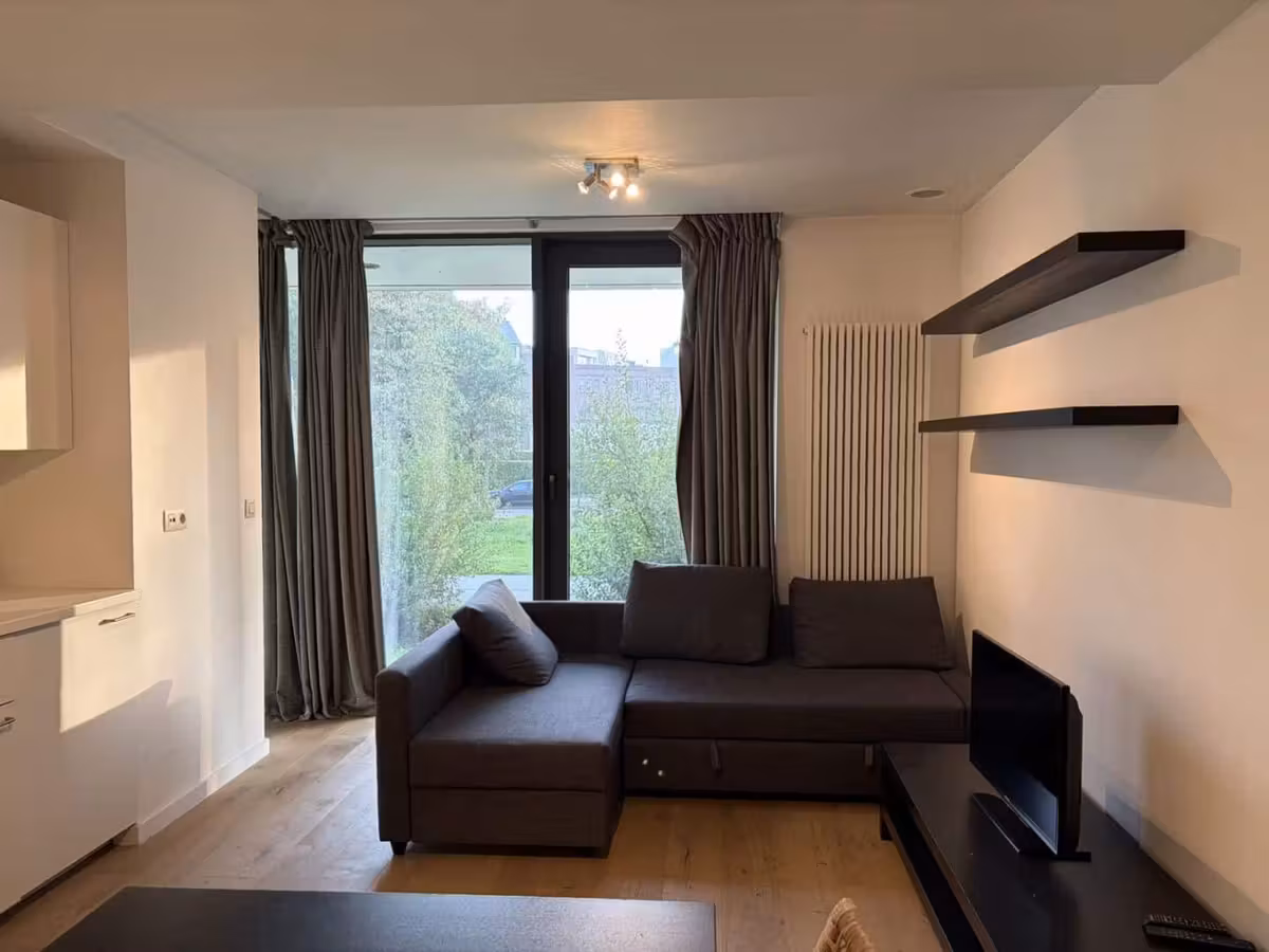 Gemeubelde studio in Nieuw Zuid - 6