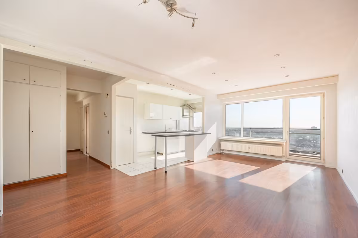 Lichtrijk appartement met panoramisch uitzicht op 't Zuid