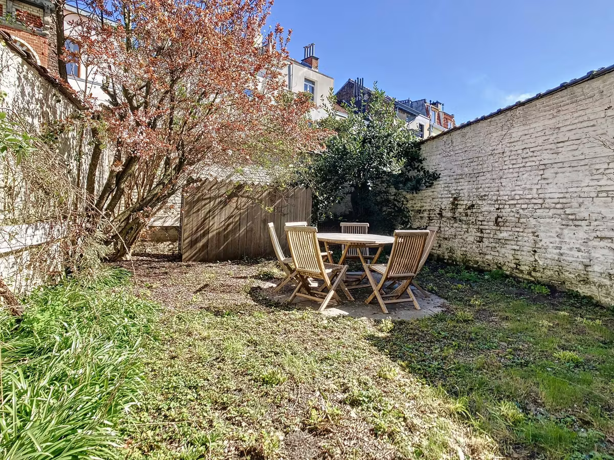Furnished duplex with garden in Ixelles - 11