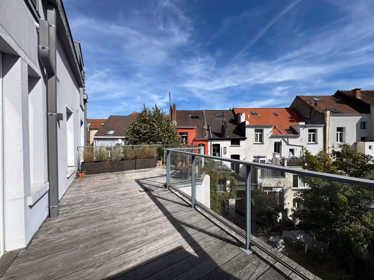 Furnished apartment with terrace near the European Quarter - 18