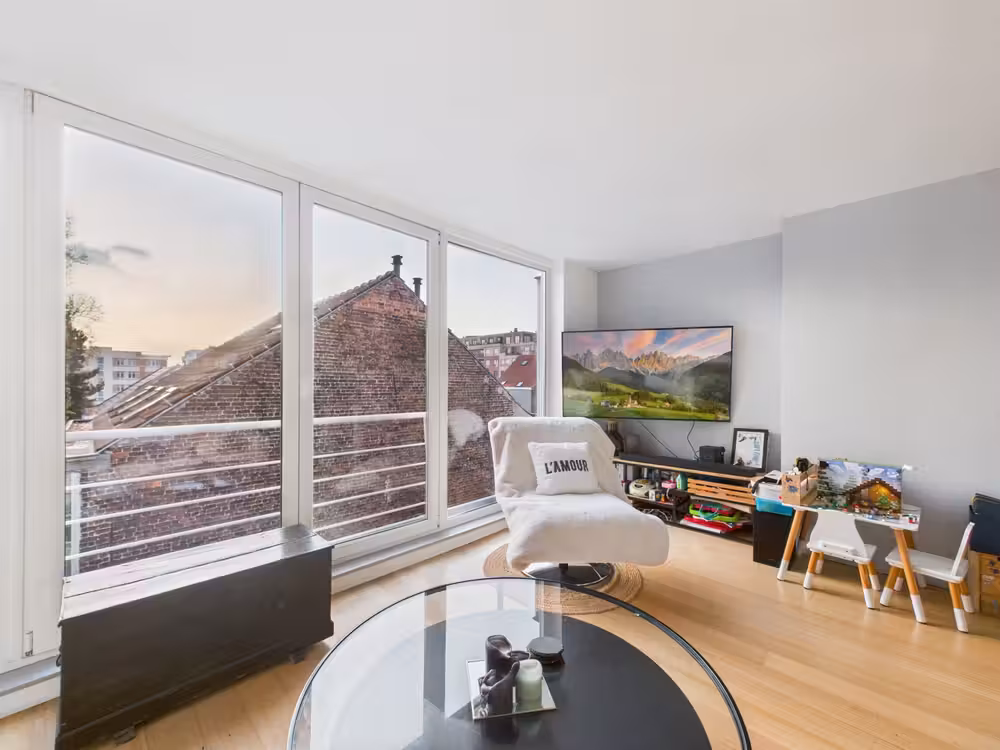 Licht gemeubileerd duplexappartement met 2 slaapkamers en balkon - 8