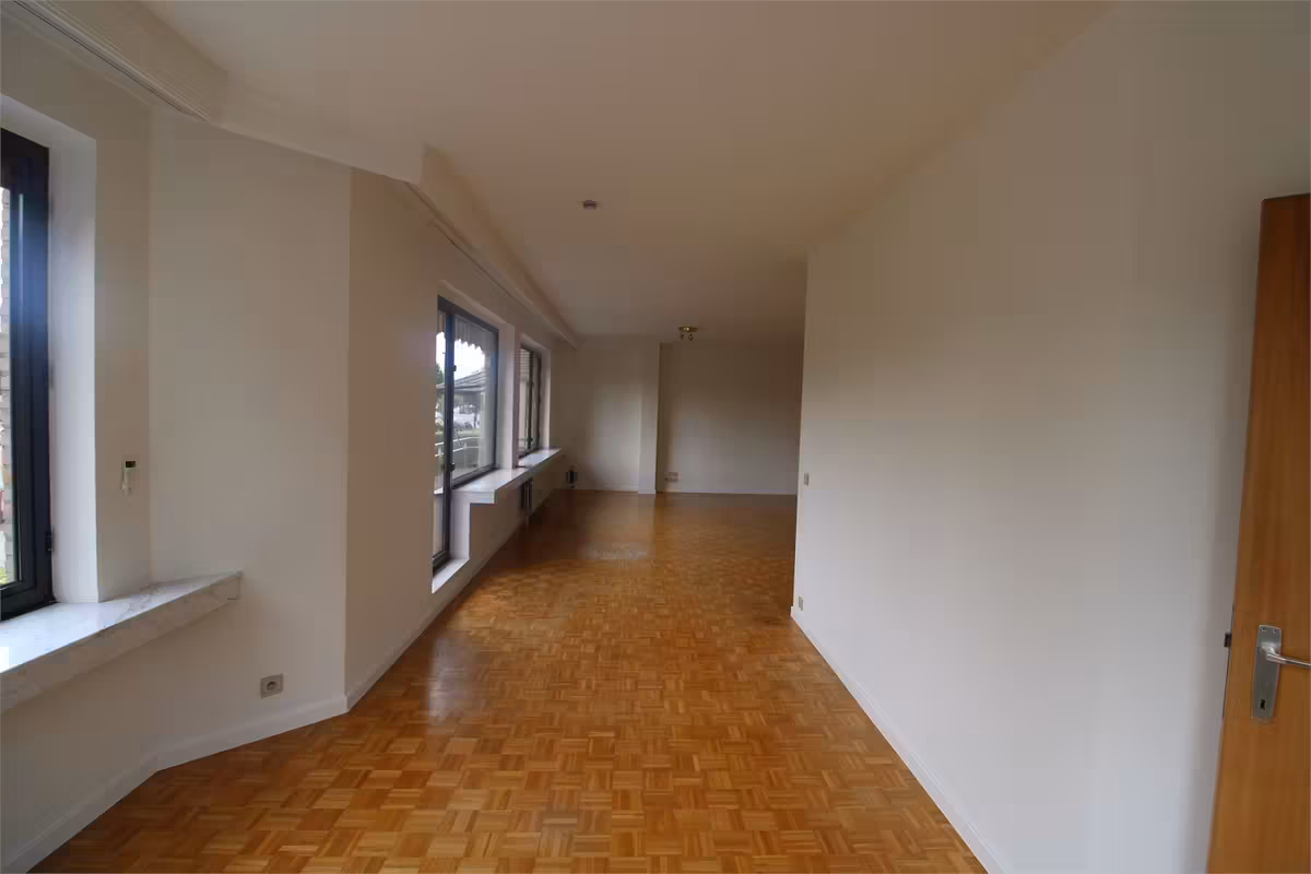 Appartement d'angle spacieux et lumineux avec 3 chambres à Merksem - 8