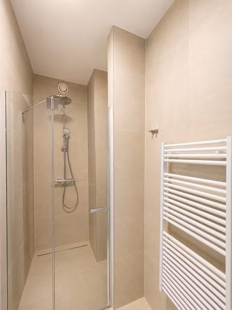 High-end new apartment with terrace and parking - 5