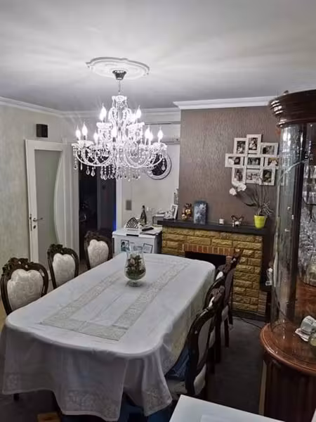 NATO! Beautiful 2-bedroom unfurnished apartment - 2