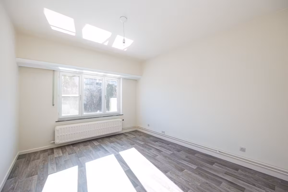 Ruim appartement met 1 slaapkamer en bureau/dressing - 6