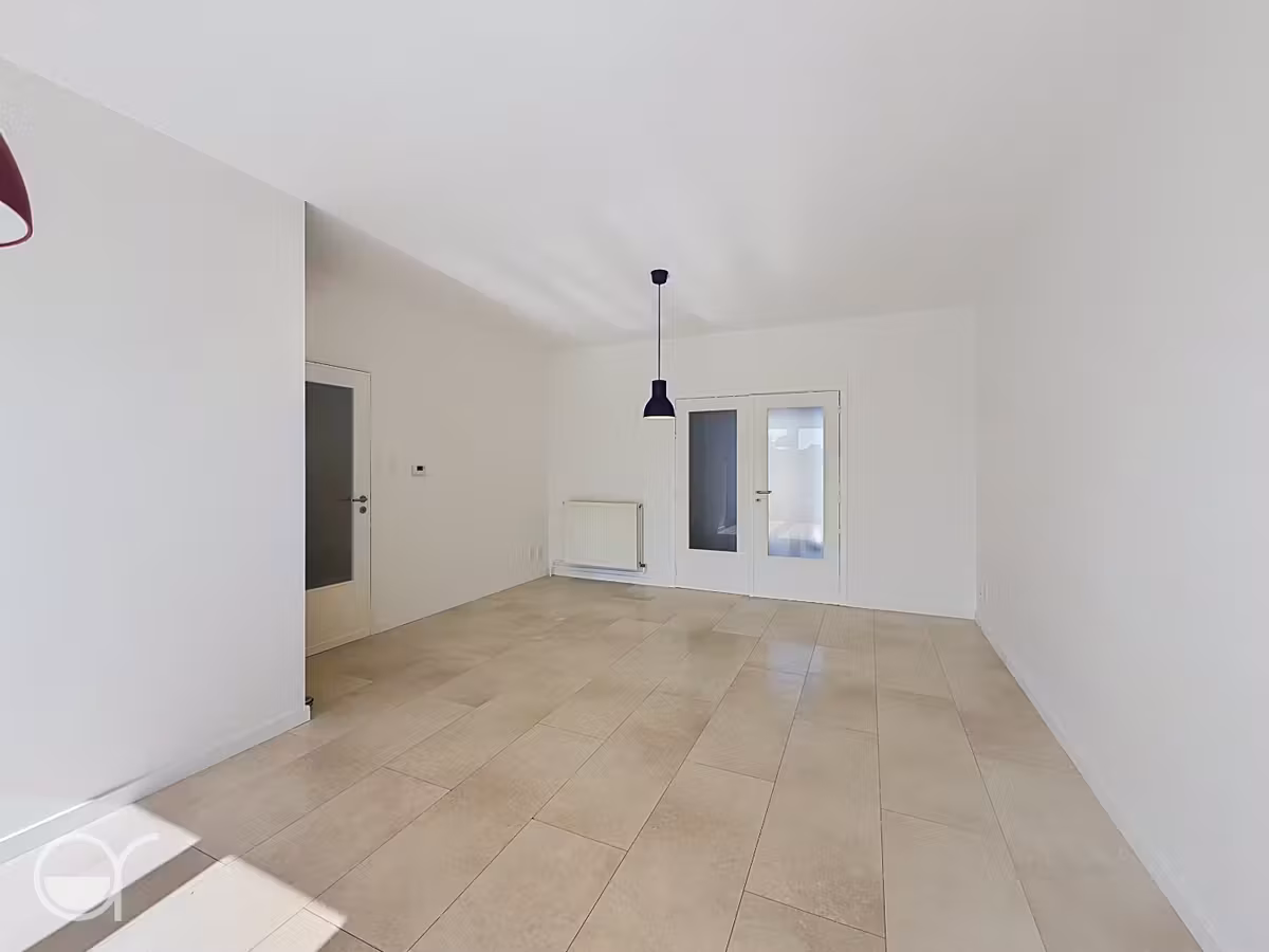 Rustig gelegen appartement met één slaapkamer, bureau en garagebox - 2