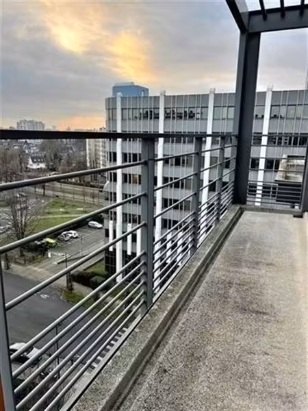 Flower District! Superb Furnished 2 Bedroom Apartment with Terrace - 15