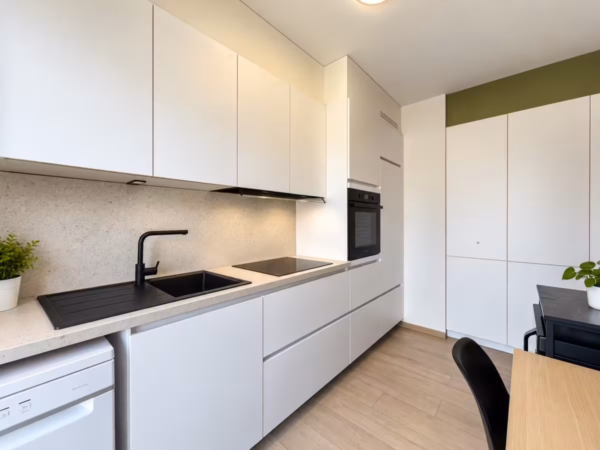 Appartement rénové avec 2 chambres à coucher et garage - 11