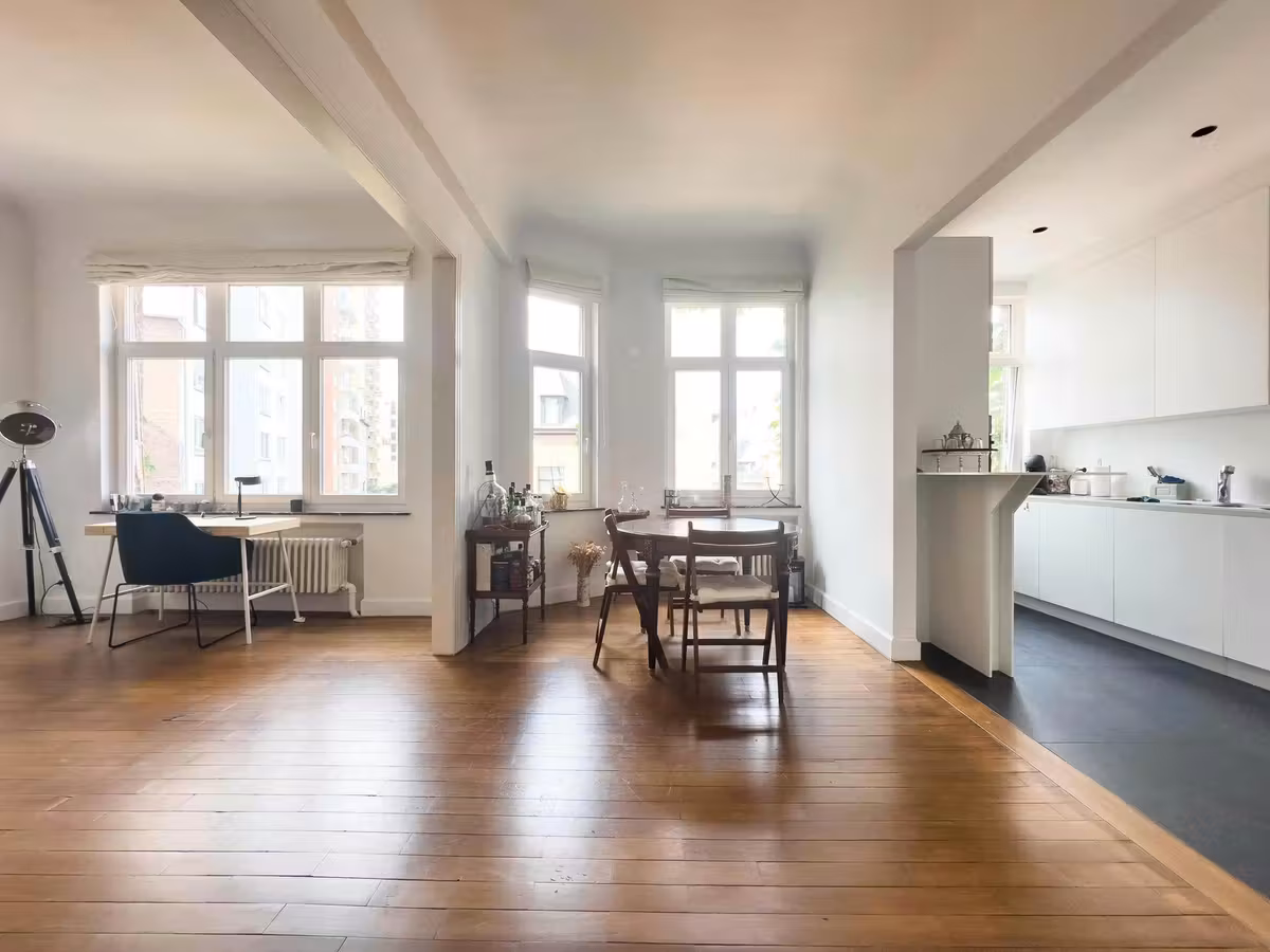 Two-bedroom apartment in Ixelles - 8