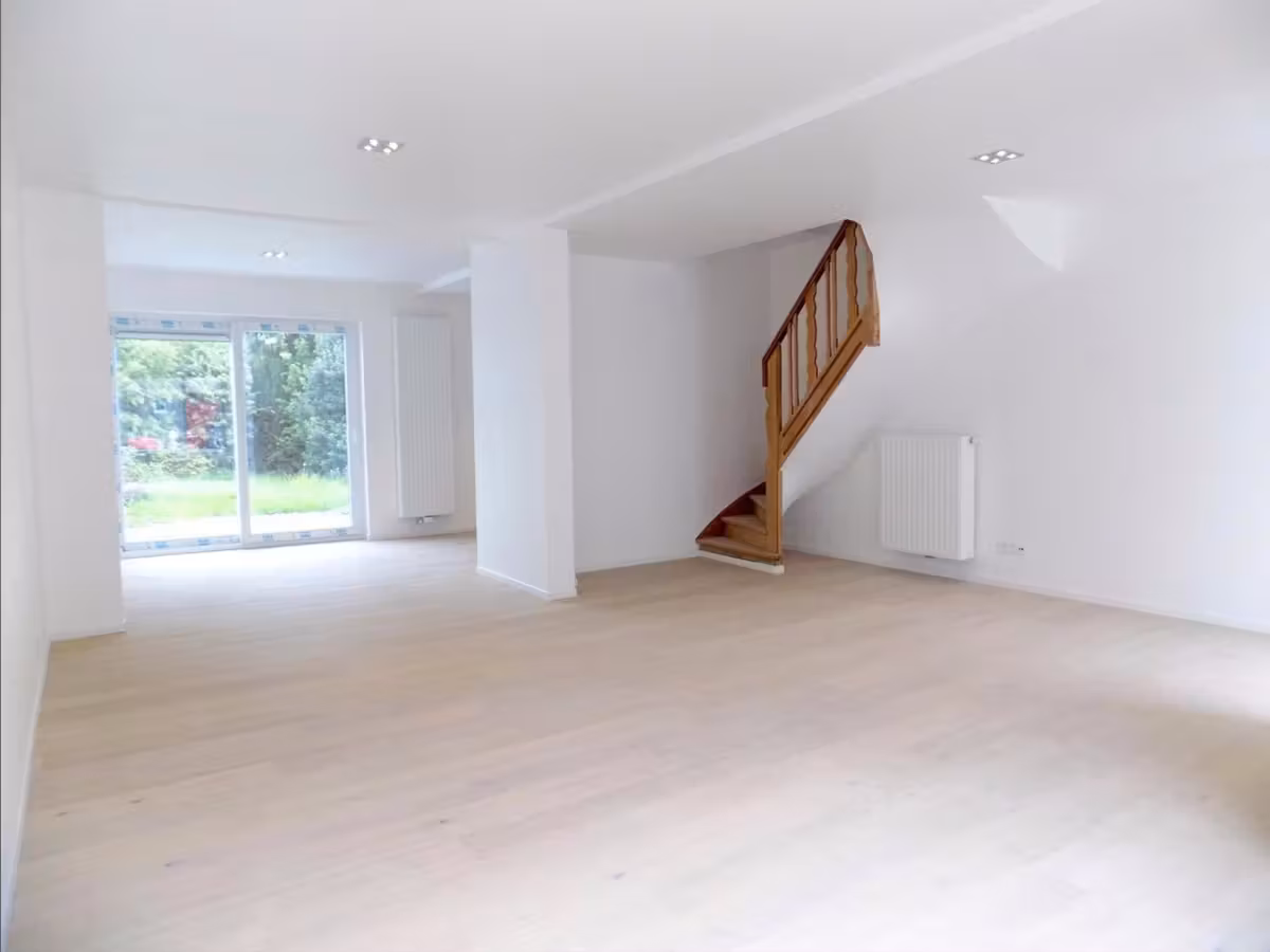 Gerenoveerde woning met 4 slaapkamers en grote buitenruimte in Gentbrugge - 5