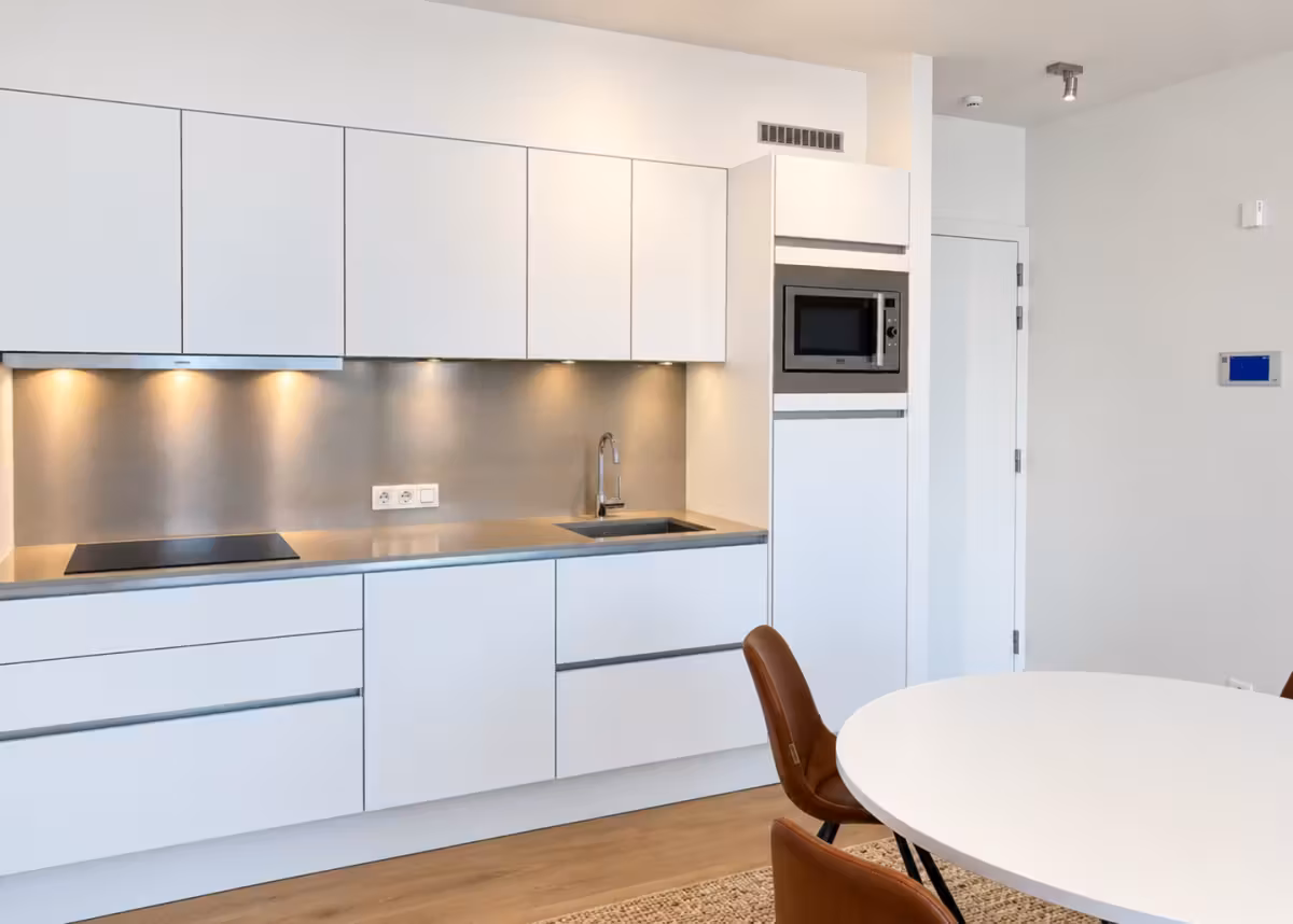 Apartment with Scheldt views on Het Eilandje - 11
