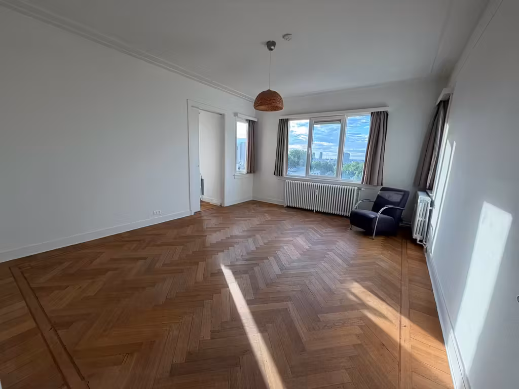 2 slaapkamer appartement met uitzicht over heel Antwerpen