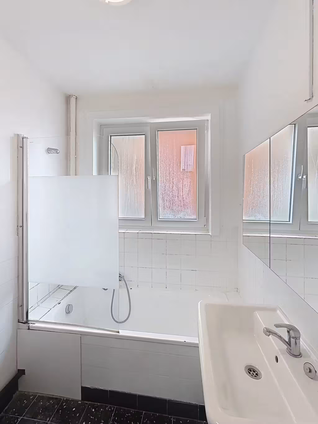 Appartement 2 kamers met garage in Sint-Jans-Molenbeek - 5