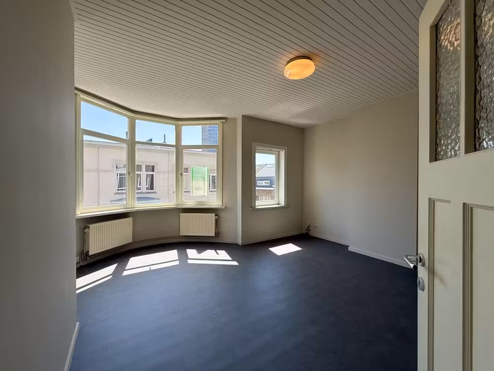 Gezellig opgeknapt appartement nabij station Gent-Sint-Pieters - 2
