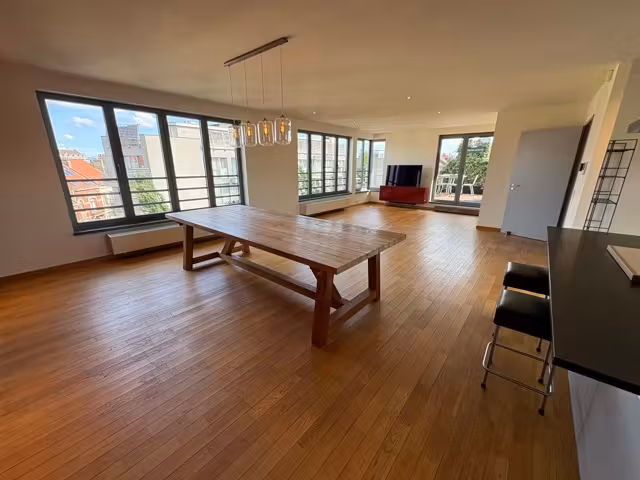 Penthouse te huur in Molenbeek-Saint-Jean - 2
