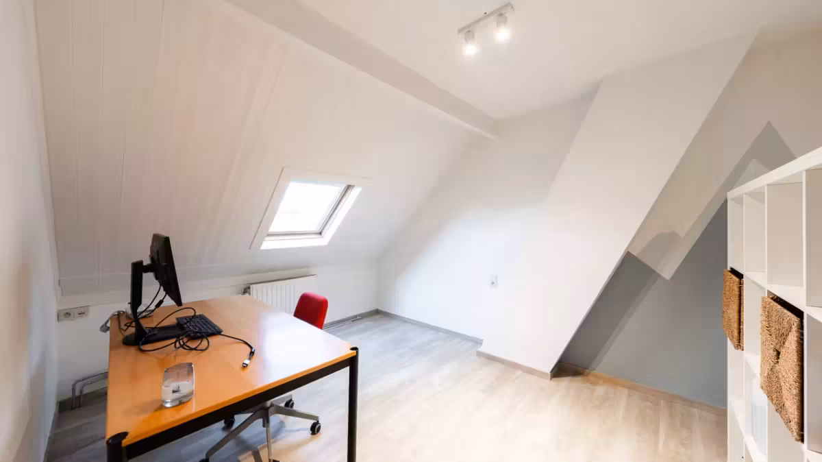 Ruime bemeubelde woning met tuin en 4 slaapkamers - 13