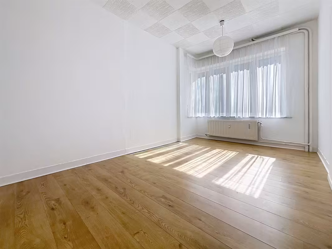 Apartment on Avenue de Broqueville, Woluwe-Saint-Lambert