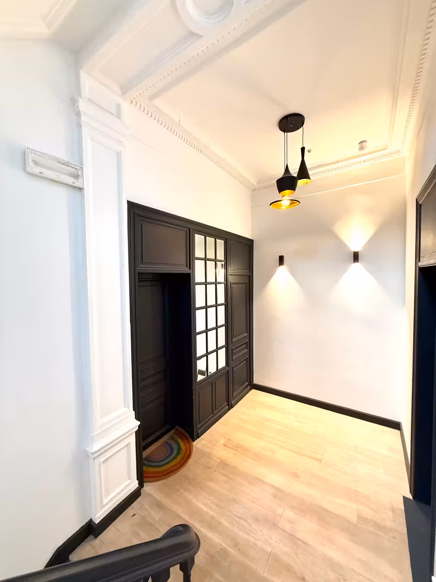 Furnished apartment with terrace near the European Quarter - 9