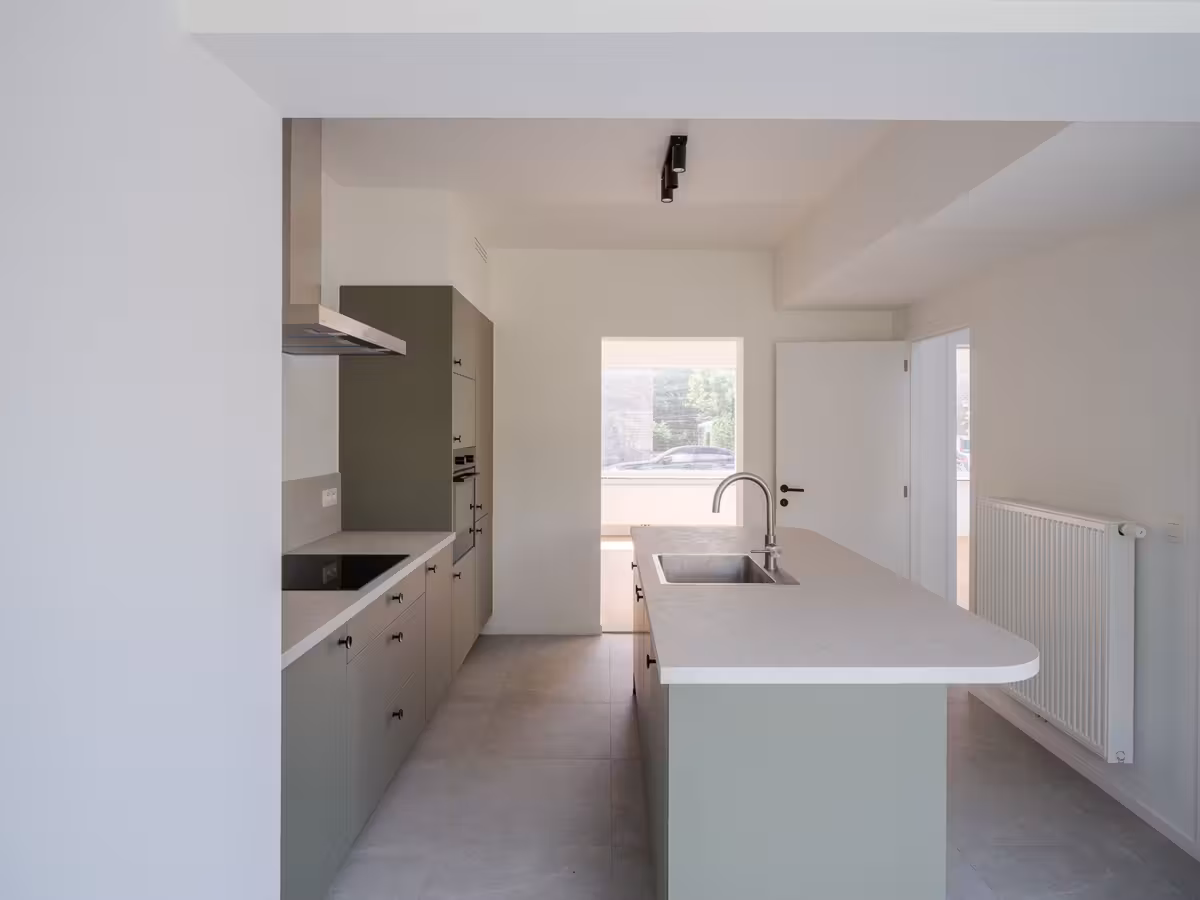 Ruime halfopen bebouwing met tuin - 14