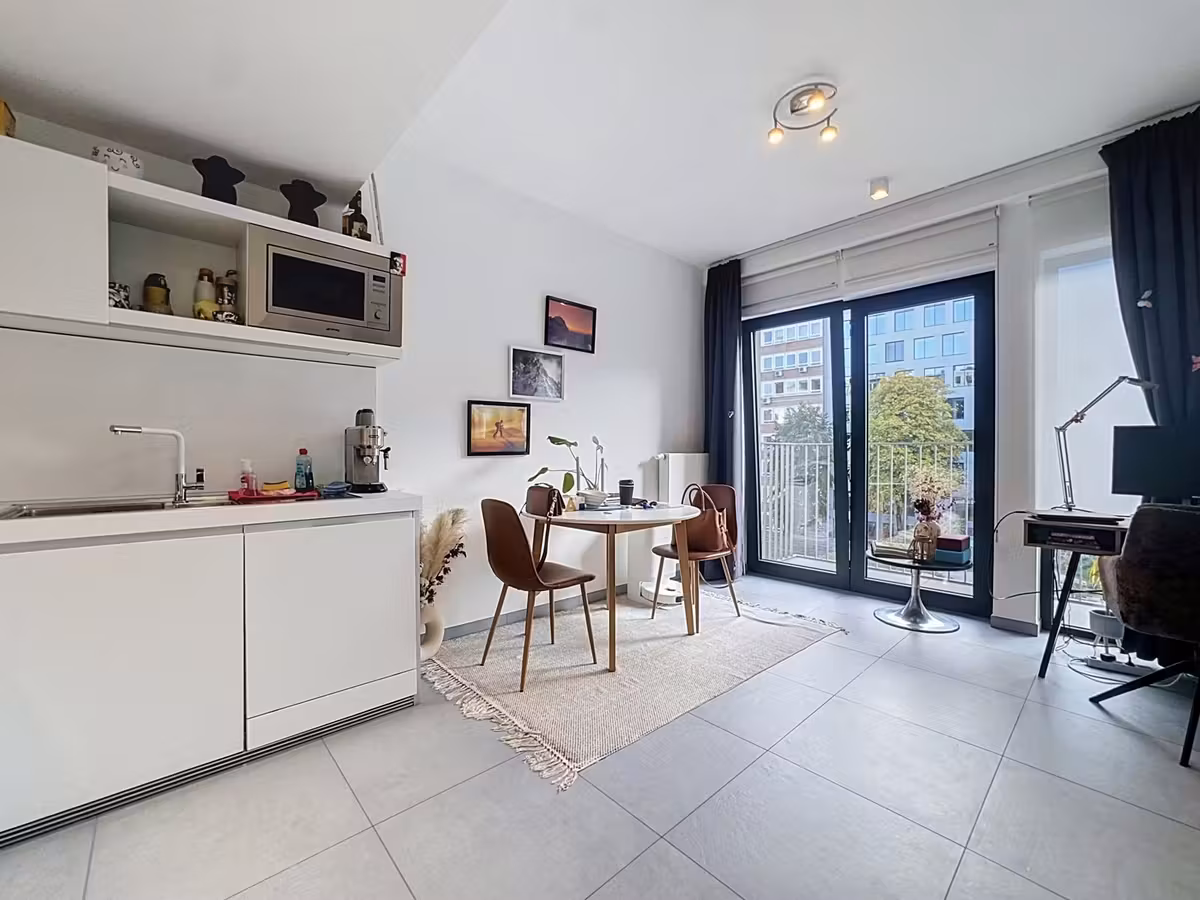 Modern one-bedroom apartment in Elsene - 10