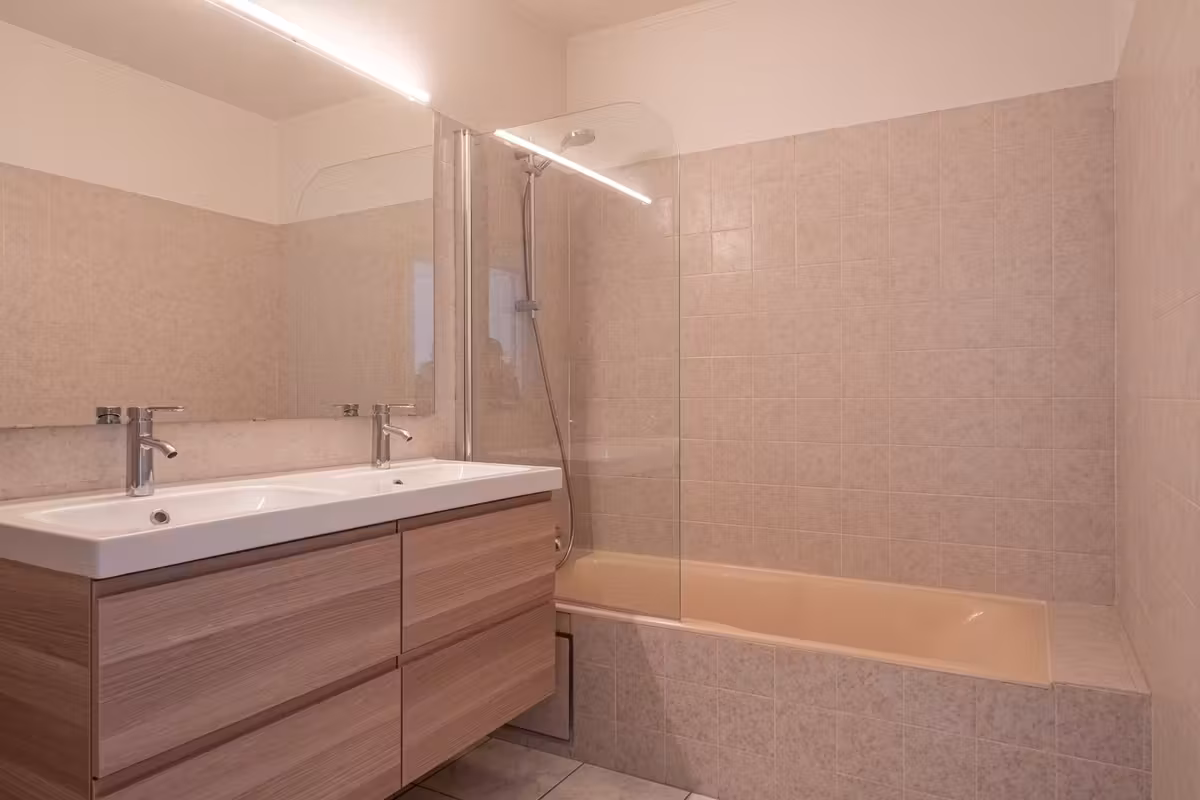 Appartement d'angle cosy et spacieux avec beaucoup de lumière et terrasses ensoleillées - 15