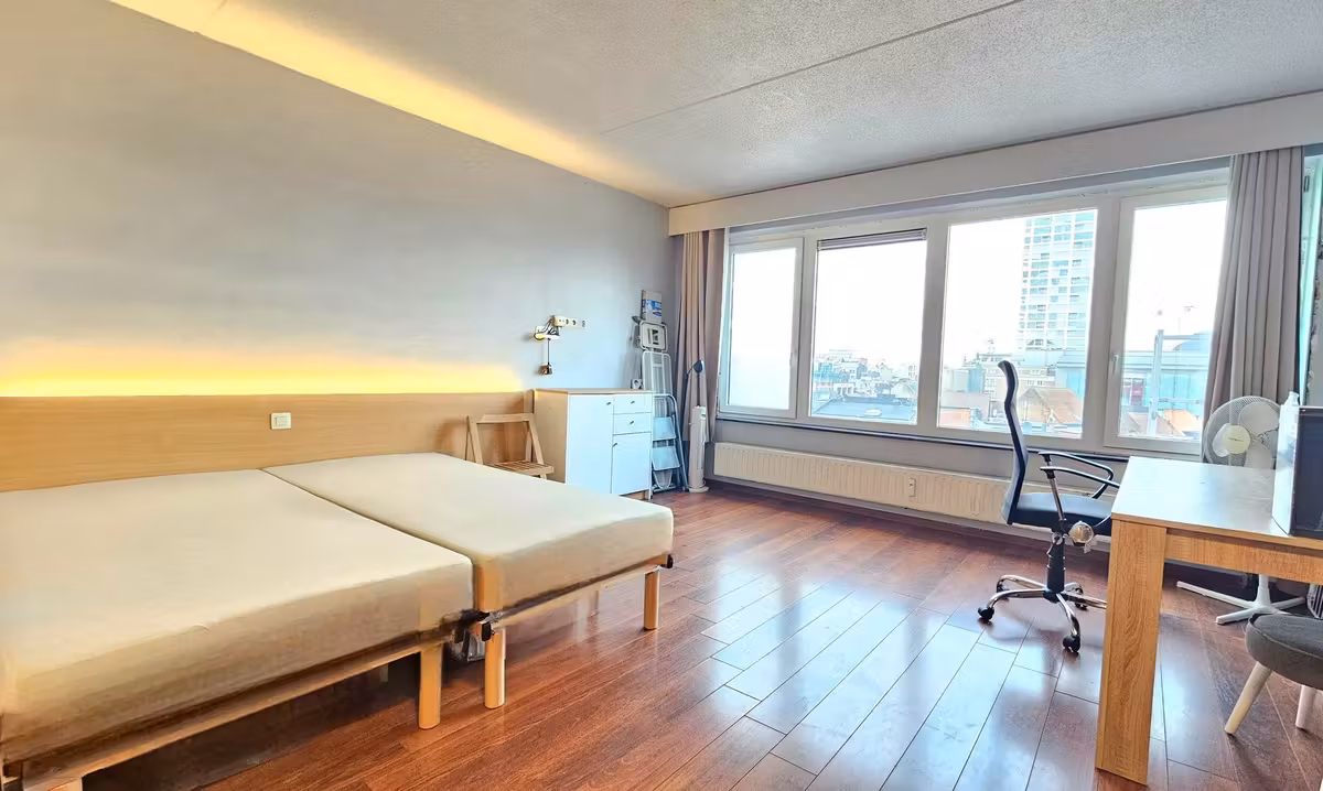 Gemeubelde studio aan het Centraal Station Antwerpen - 2