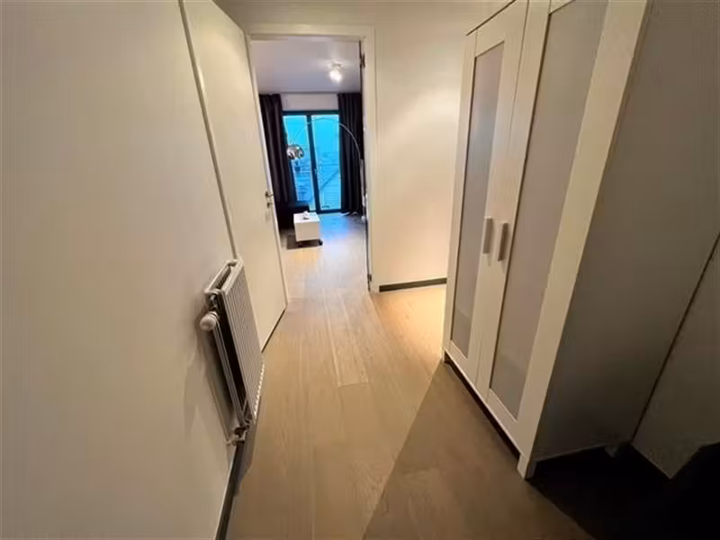 Flower District! Superb Furnished 2 Bedroom Apartment with Terrace - 8