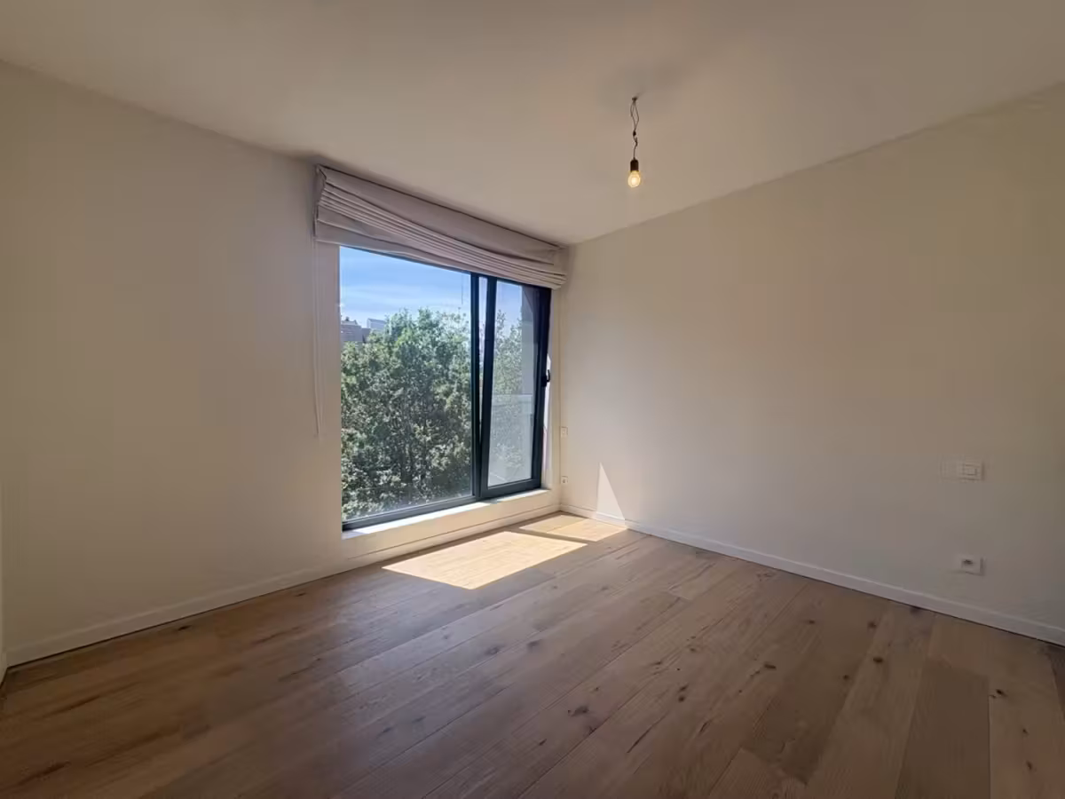 Well-located 2-bedroom apartment with parking space in Ghent - 9