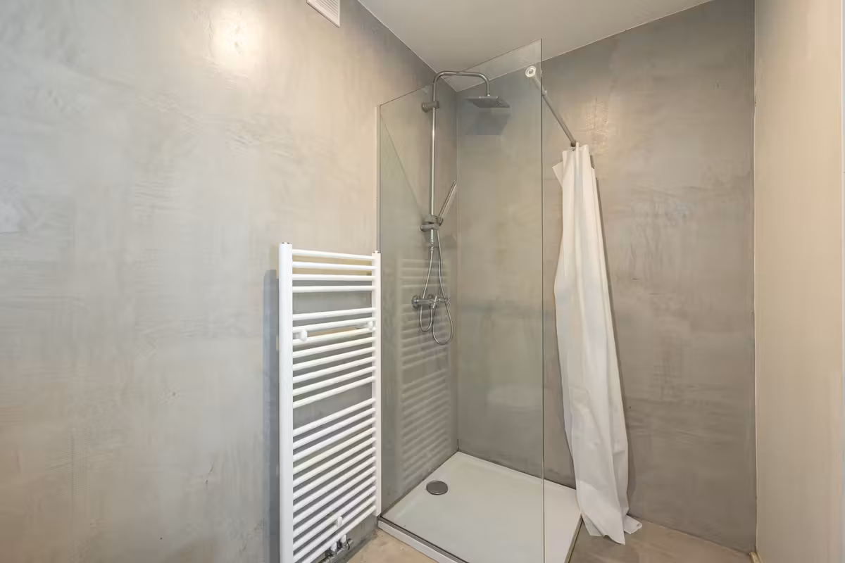 Appartement prêt à emménager et économe près du parc Spoor Noord - 13