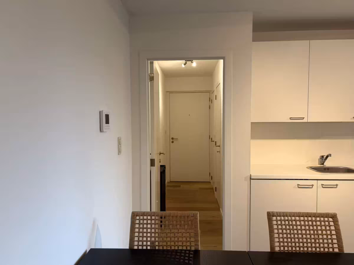 Gemeubelde studio in Nieuw Zuid - 5