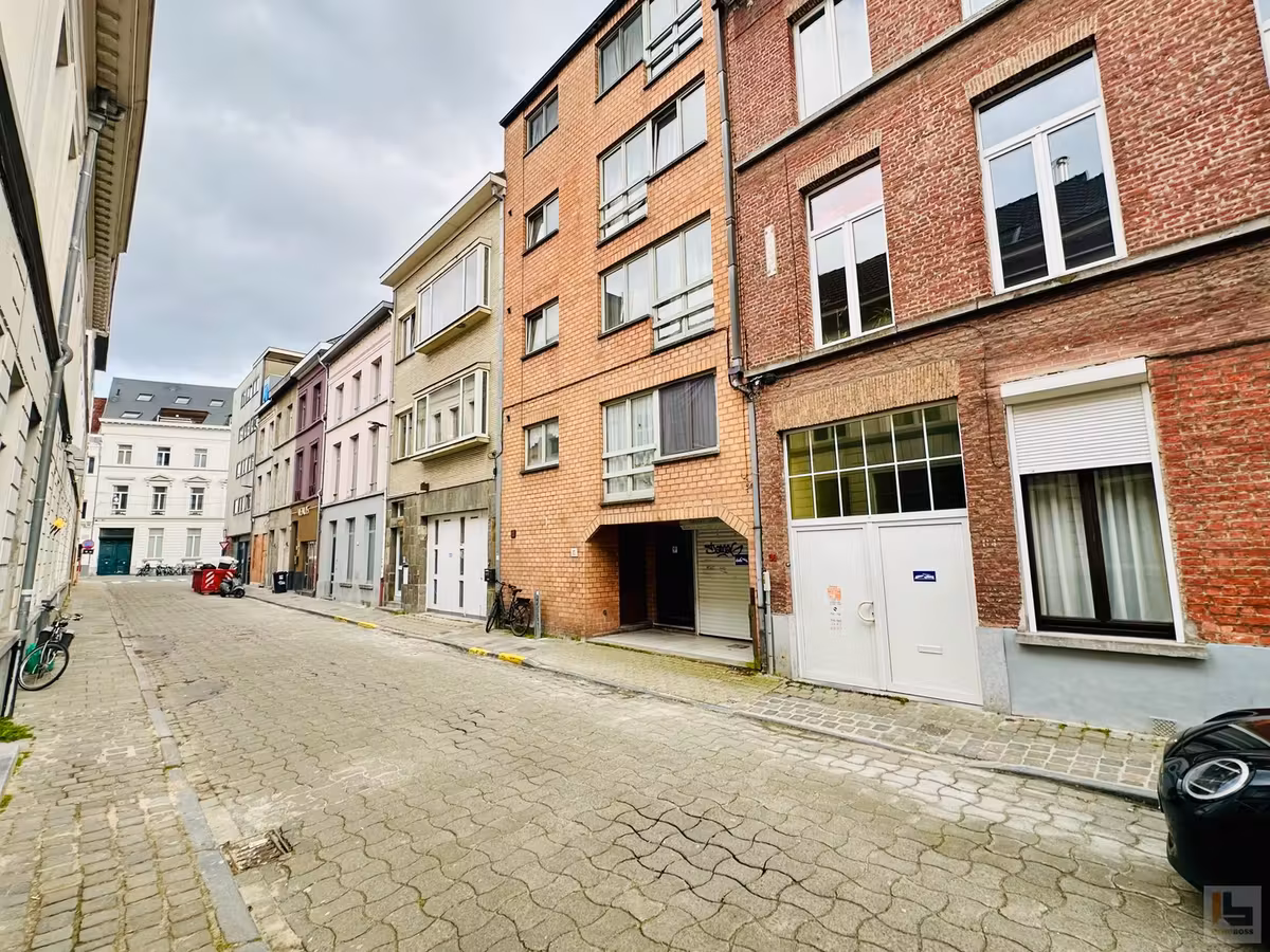 Ruim en lichtrijk 2 slpk. appartement! - 2