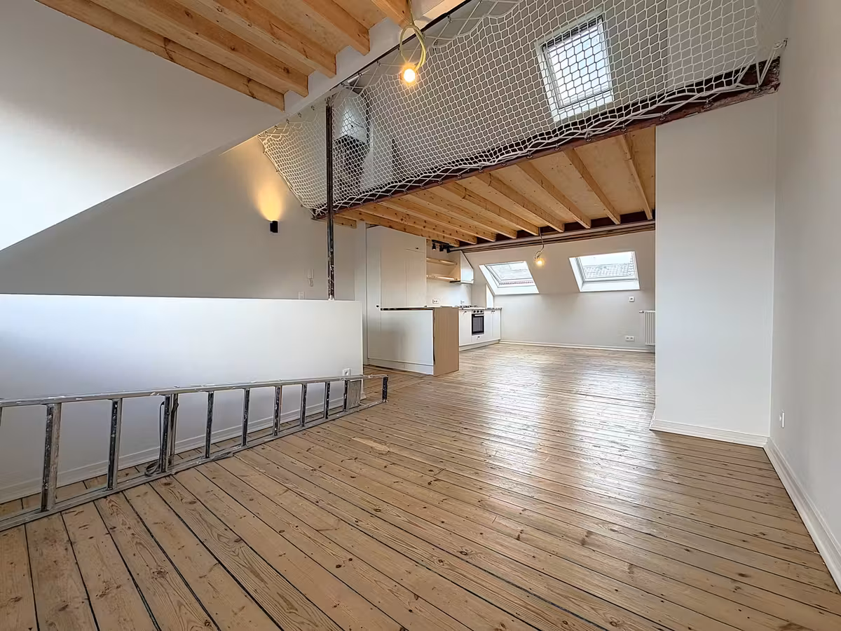 Bright triplex with terrace - 6