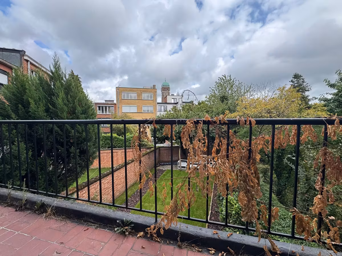 One-bedroom apartment with terrace in Berchem - 2